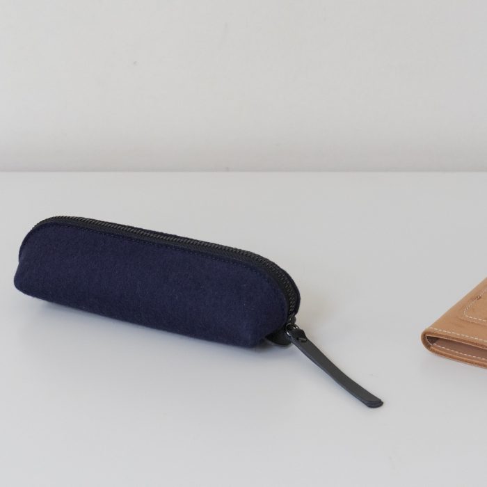 wooly etui nachtblauw